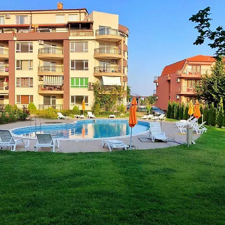одна минута до пляжа комплекс Marina Bay Apartamento Sveti Vlas